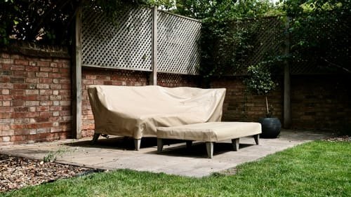 Guy’s custom outdoor sofa cover fitted to his curved-back garden sofa